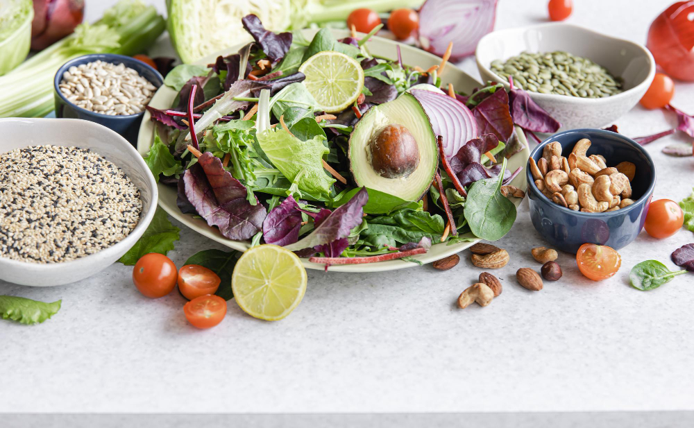 avocado and mixed vegetable salad